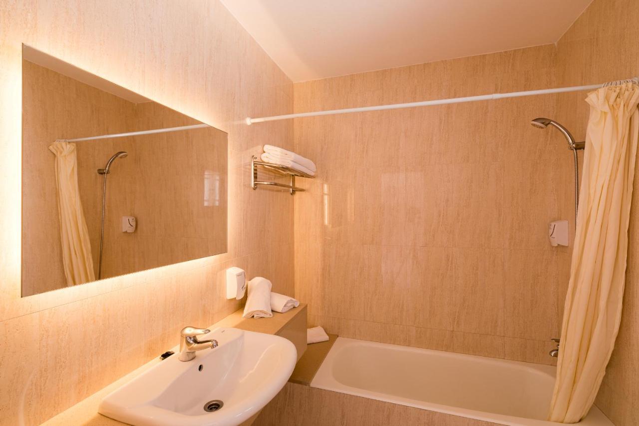 Vistamar I - Mc Apartments Ibiza プラヤ・デン・ボッサ エクステリア 写真
